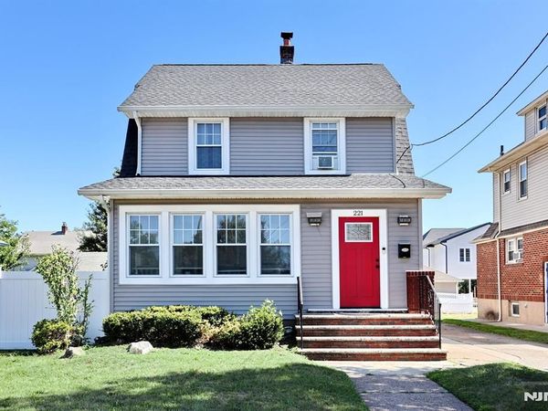 221 Passaic Avenue, Hasbrouck Heights, NJ 07604