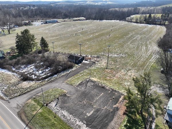 0 N eighty Eight, Carmichaels, PA 15320