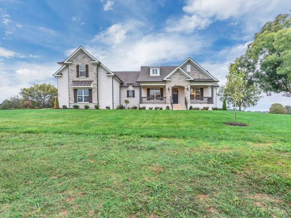 1581 John Sharp Rd, Spring Hill, TN 37174