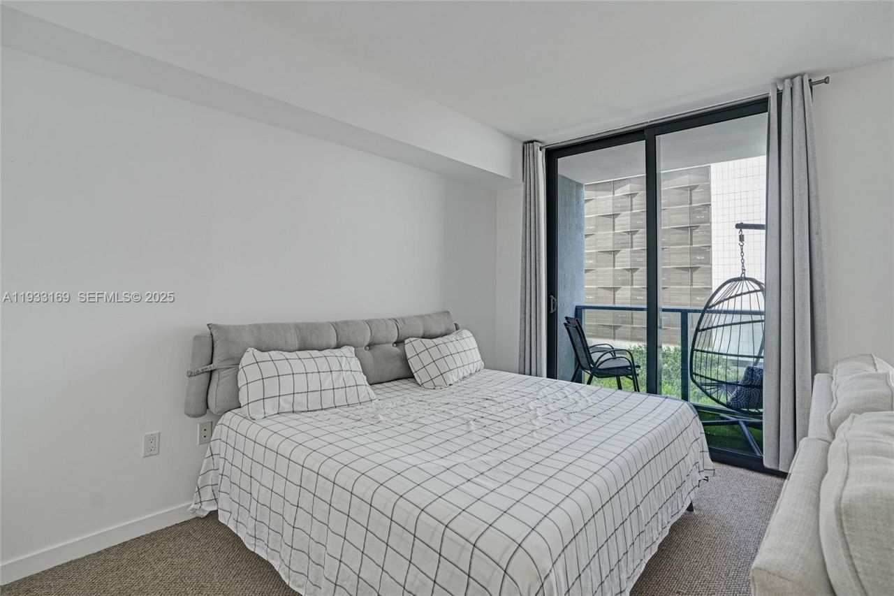 31 SE 6th St , Unit 805, Miami, FL 33131 Photo