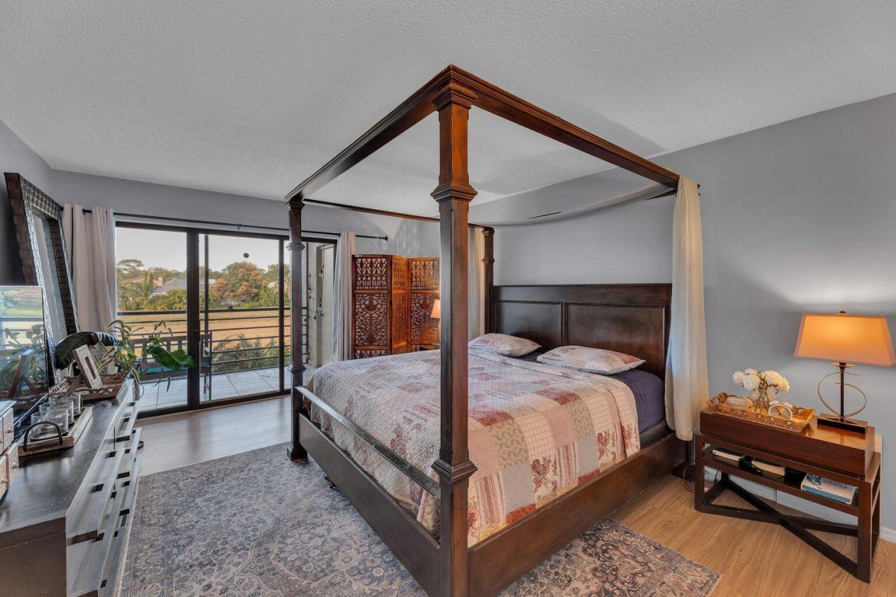 5650 Camino Del Sol, Unit 205, Boca Raton, FL 33433 Photo