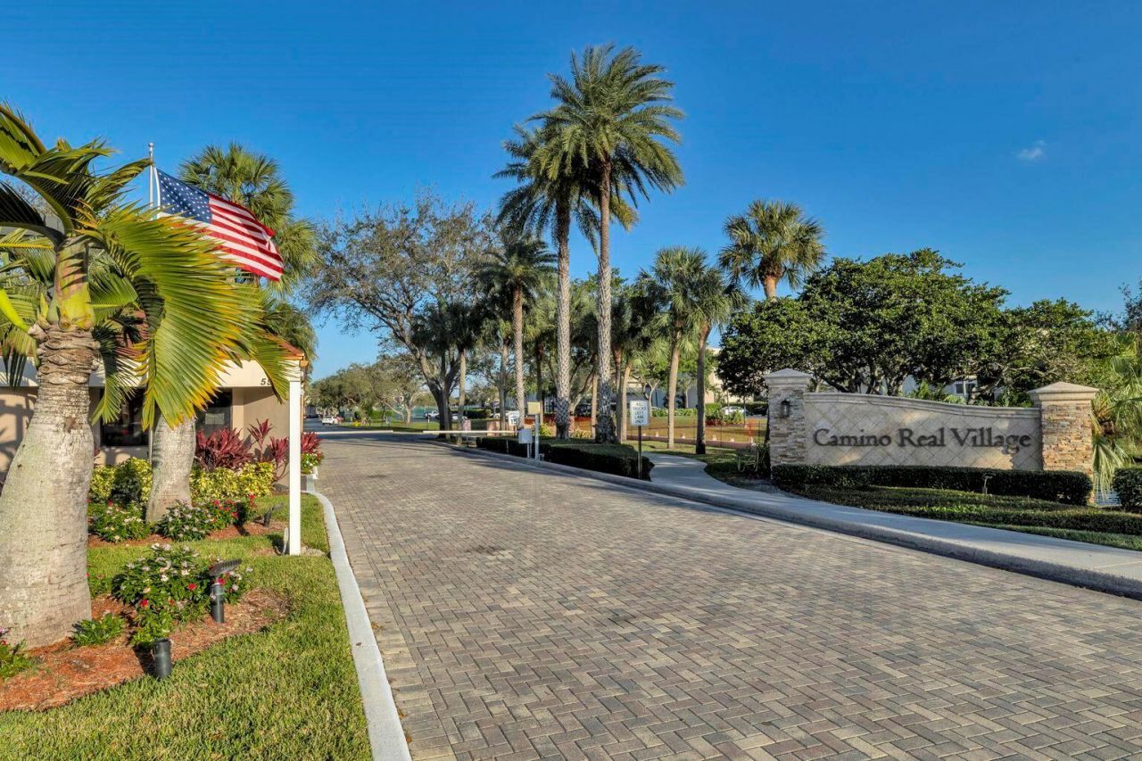 5650 Camino Del Sol, Unit 205, Boca Raton, FL 33433 Photo