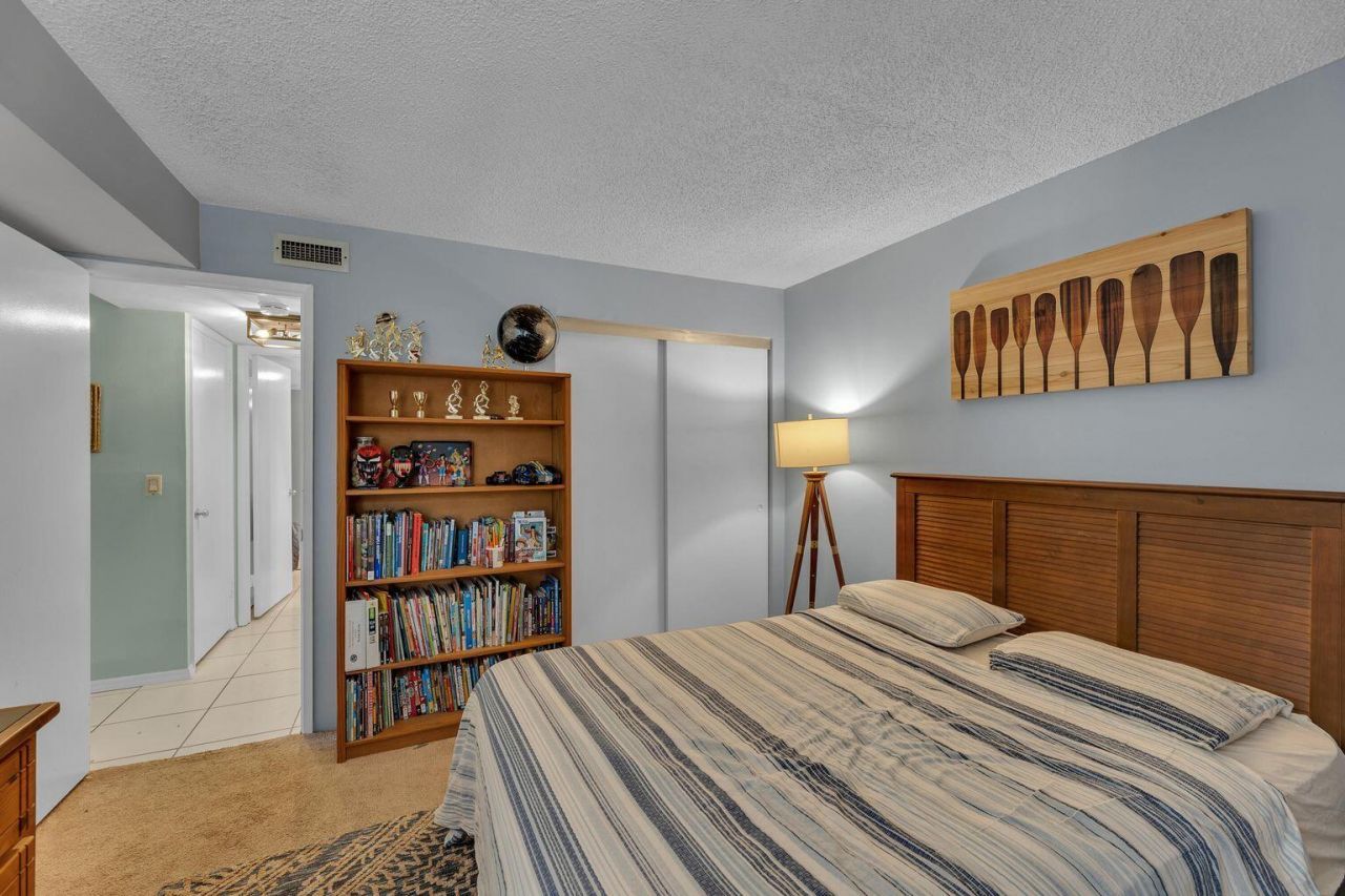 5650 Camino Del Sol, Unit 205, Boca Raton, FL 33433 Photo