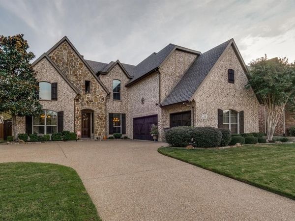2810 Baker Street, Sachse, TX 75048