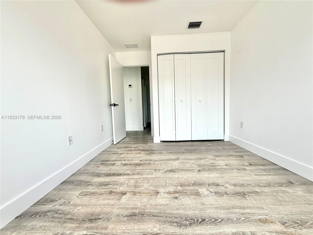 1629 NW 40th St, Miami, FL 33142 Photo