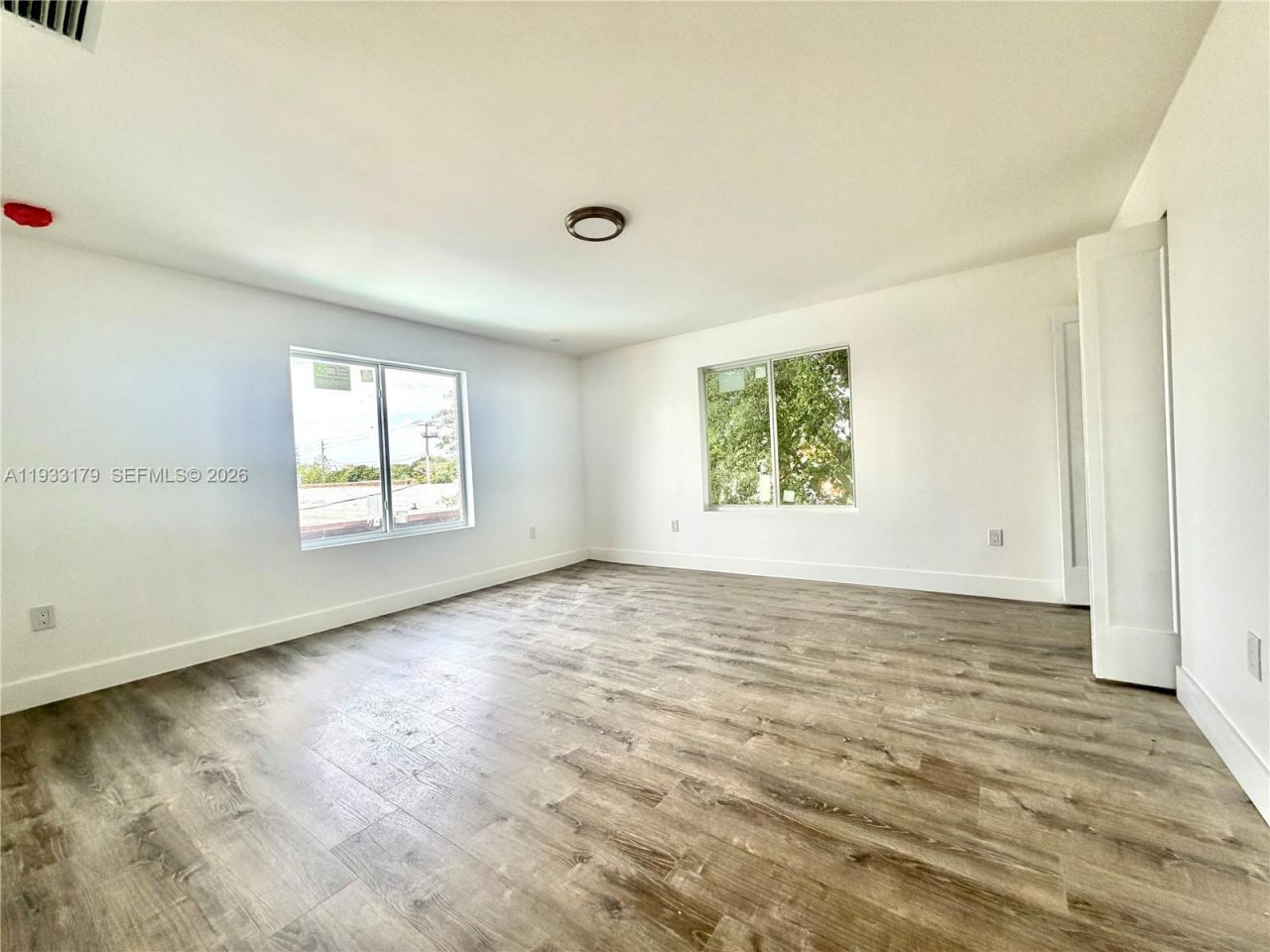 1629 NW 40th St, Miami, FL 33142 Photo