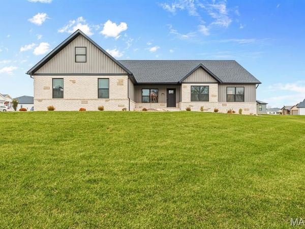 1416 Guilford Place Place, Troy, IL 62294