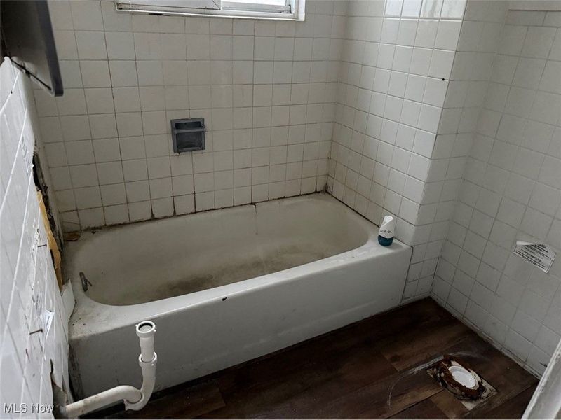 7611 Marble Avenue, Cleveland, OH 44105 Photo 15