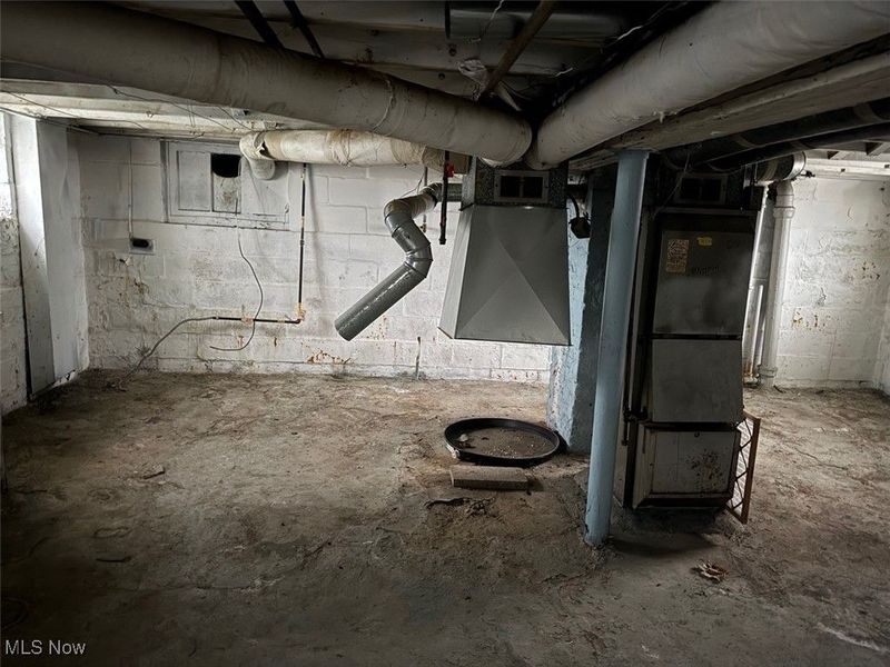 7611 Marble Avenue, Cleveland, OH 44105 Photo 25