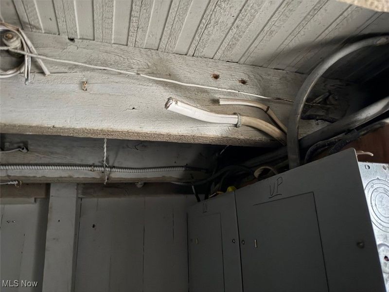 7611 Marble Avenue, Cleveland, OH 44105 Photo 27