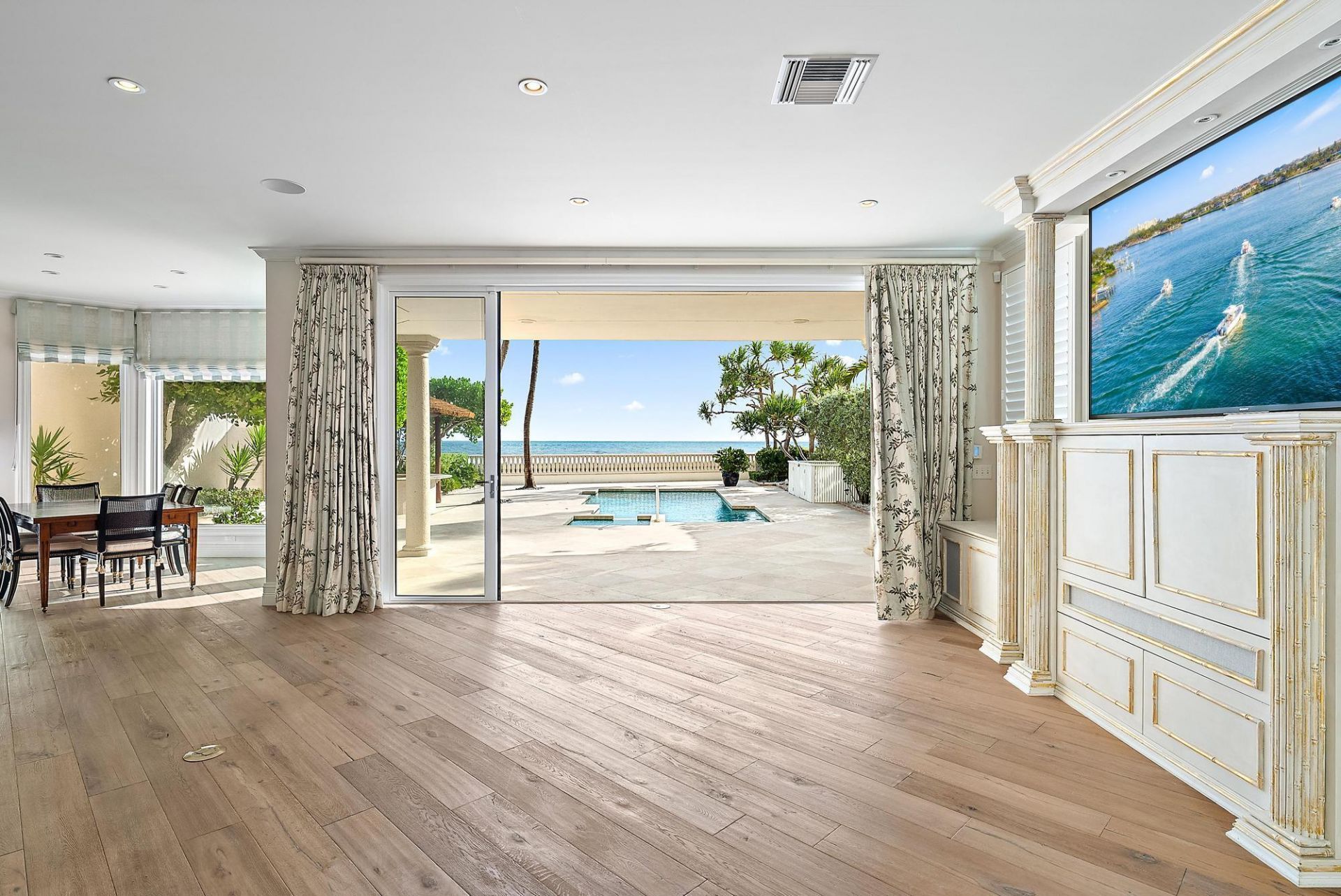 712 Ocean Drive, Juno Beach, FL 33408 Photo