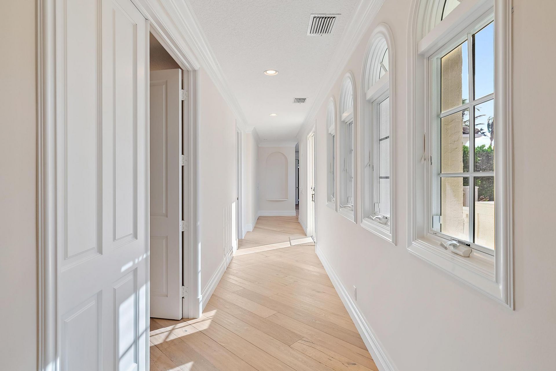 712 Ocean Drive, Juno Beach, FL 33408 Photo