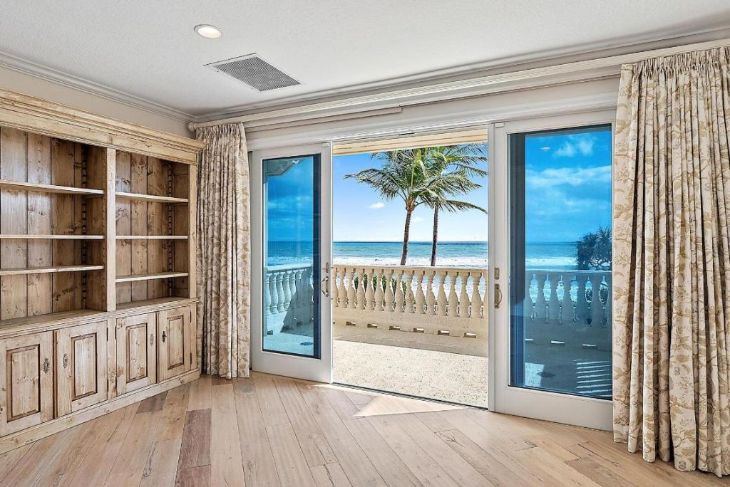 712 Ocean Drive, Juno Beach, FL 33408 Photo