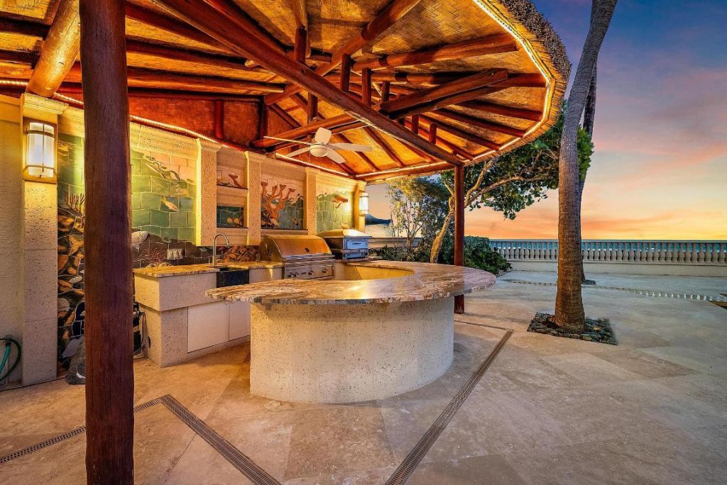 712 Ocean Drive, Juno Beach, FL 33408 Photo