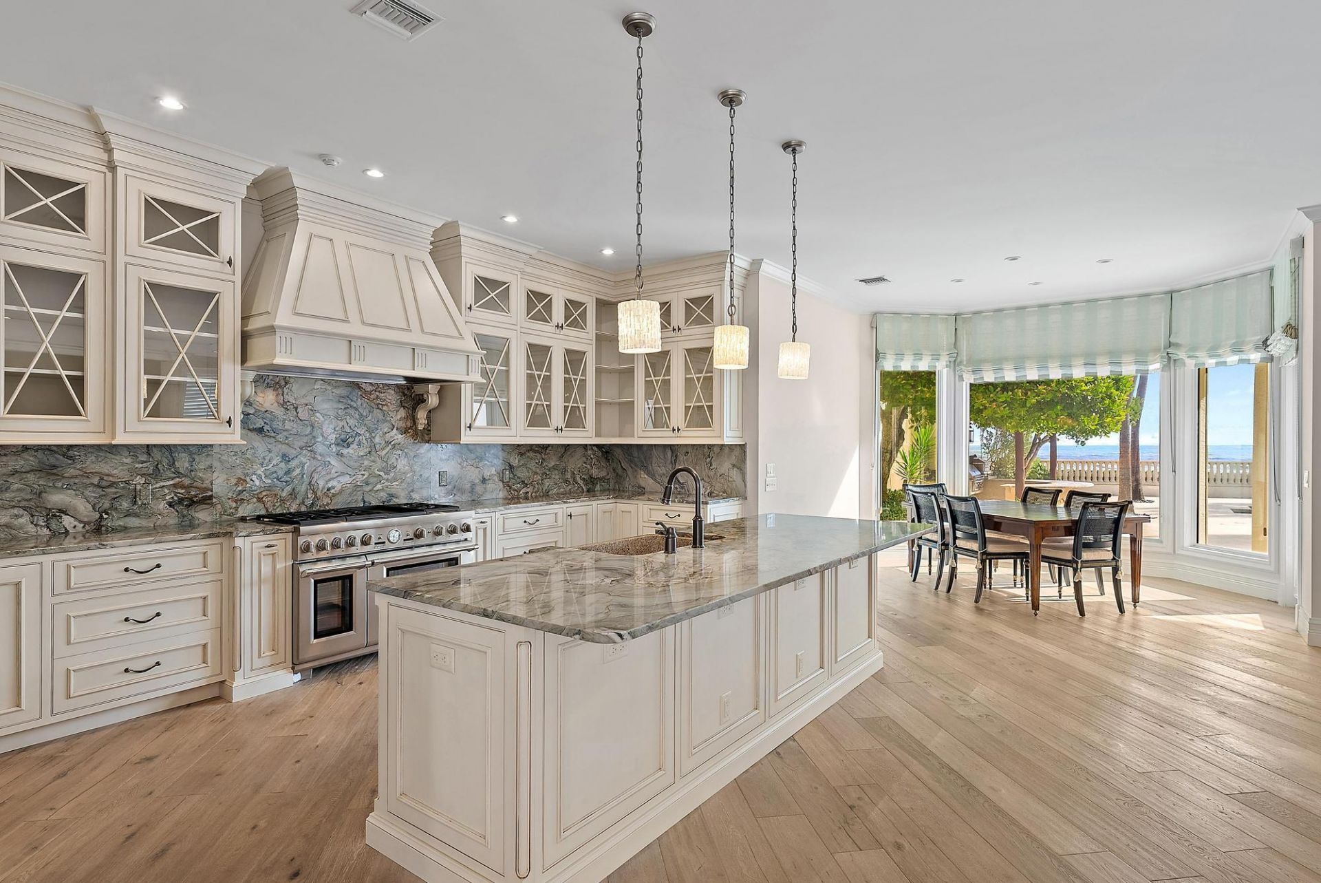 712 Ocean Drive, Juno Beach, FL 33408 Photo