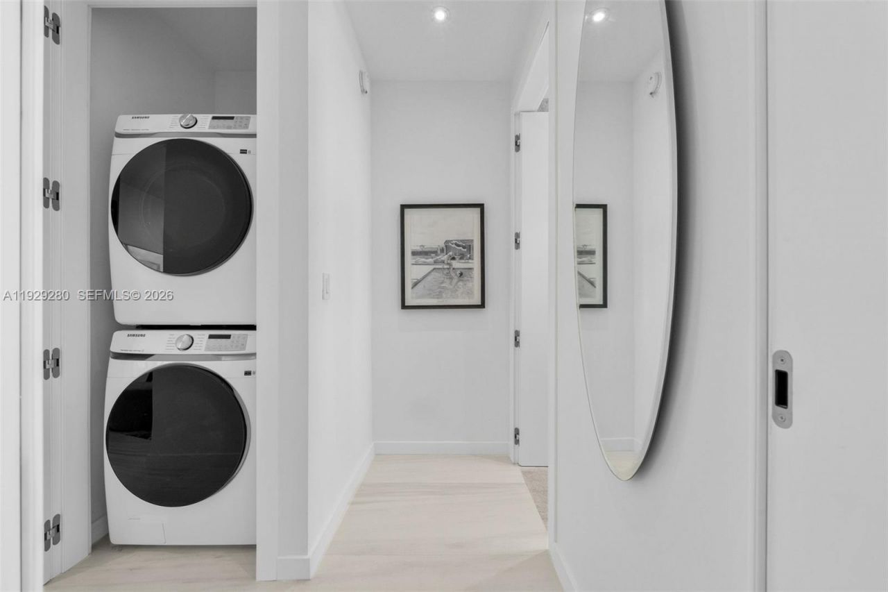 756 84th St, Unit B, Miami Beach, FL 33141 Photo