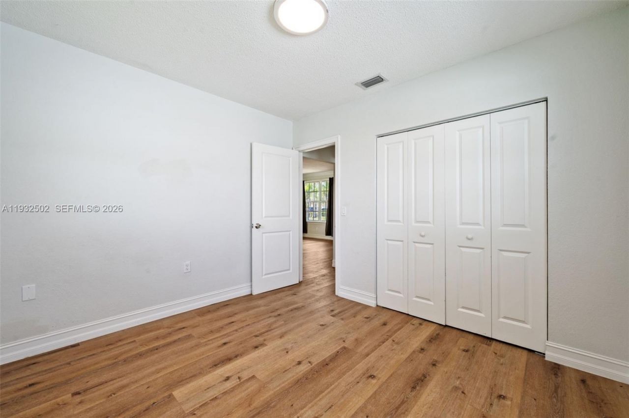 6894 3rd St, Jupiter, FL 33458 Photo