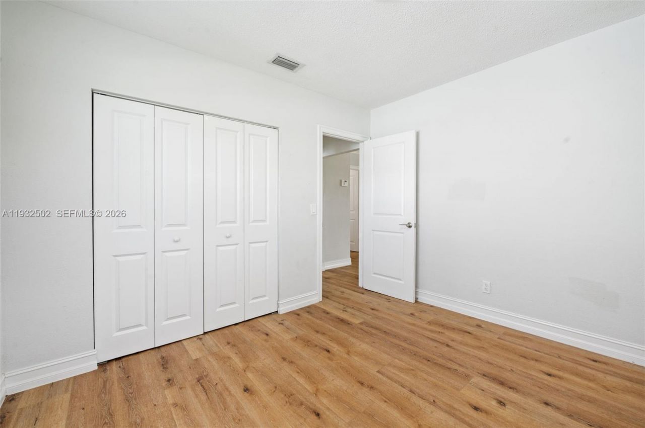 6894 3rd St, Jupiter, FL 33458 Photo