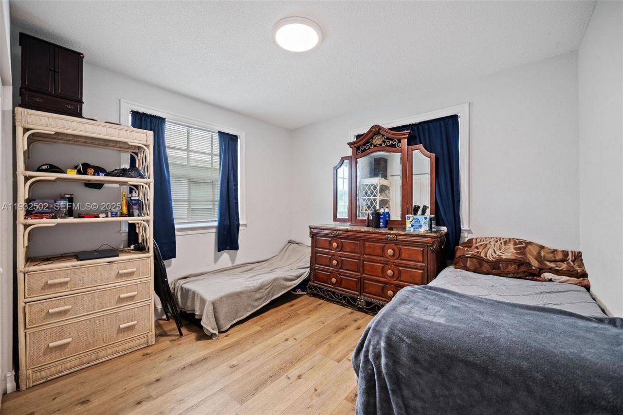 6894 3rd St , Jupiter, FL 33458 Photo