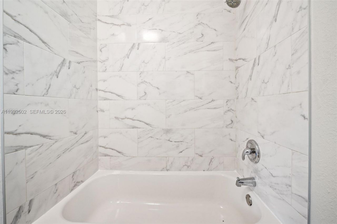 6894 3rd St, Jupiter, FL 33458 Photo