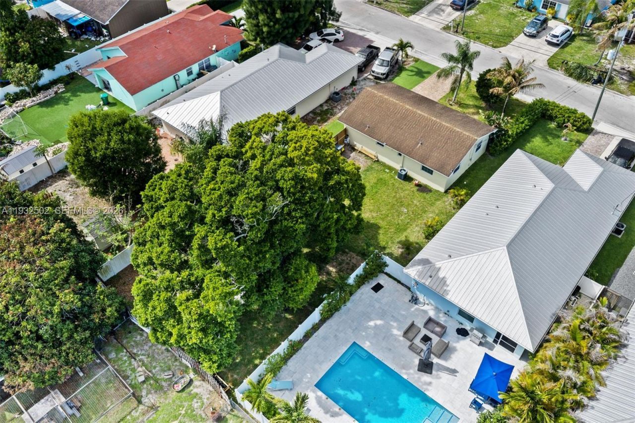 6894 3rd St, Jupiter, FL 33458 Photo