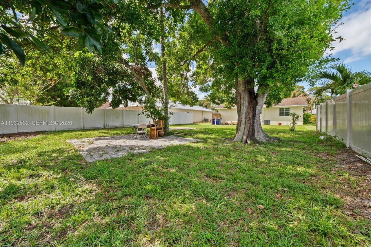 6894 3rd St, Jupiter, FL 33458 Photo