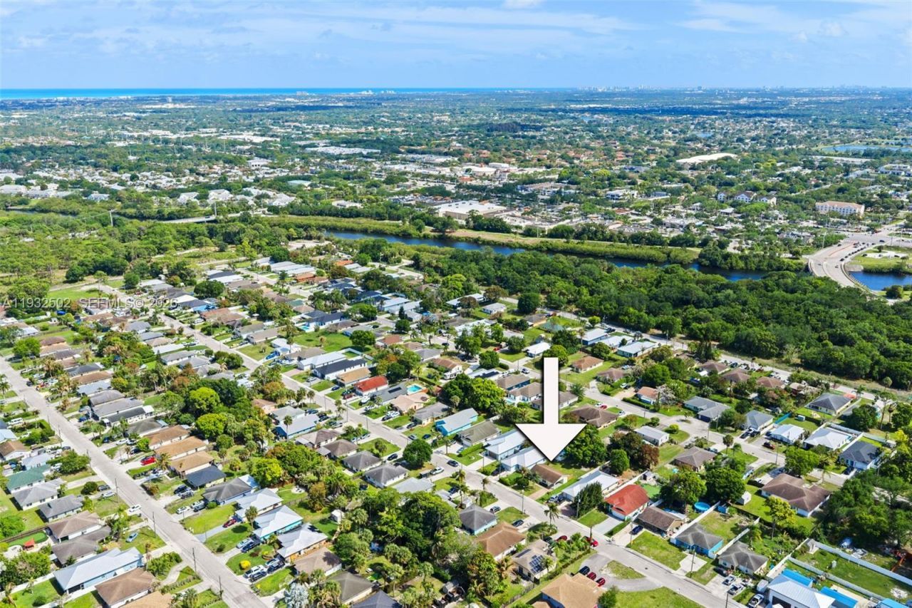 6894 3rd St, Jupiter, FL 33458 Photo