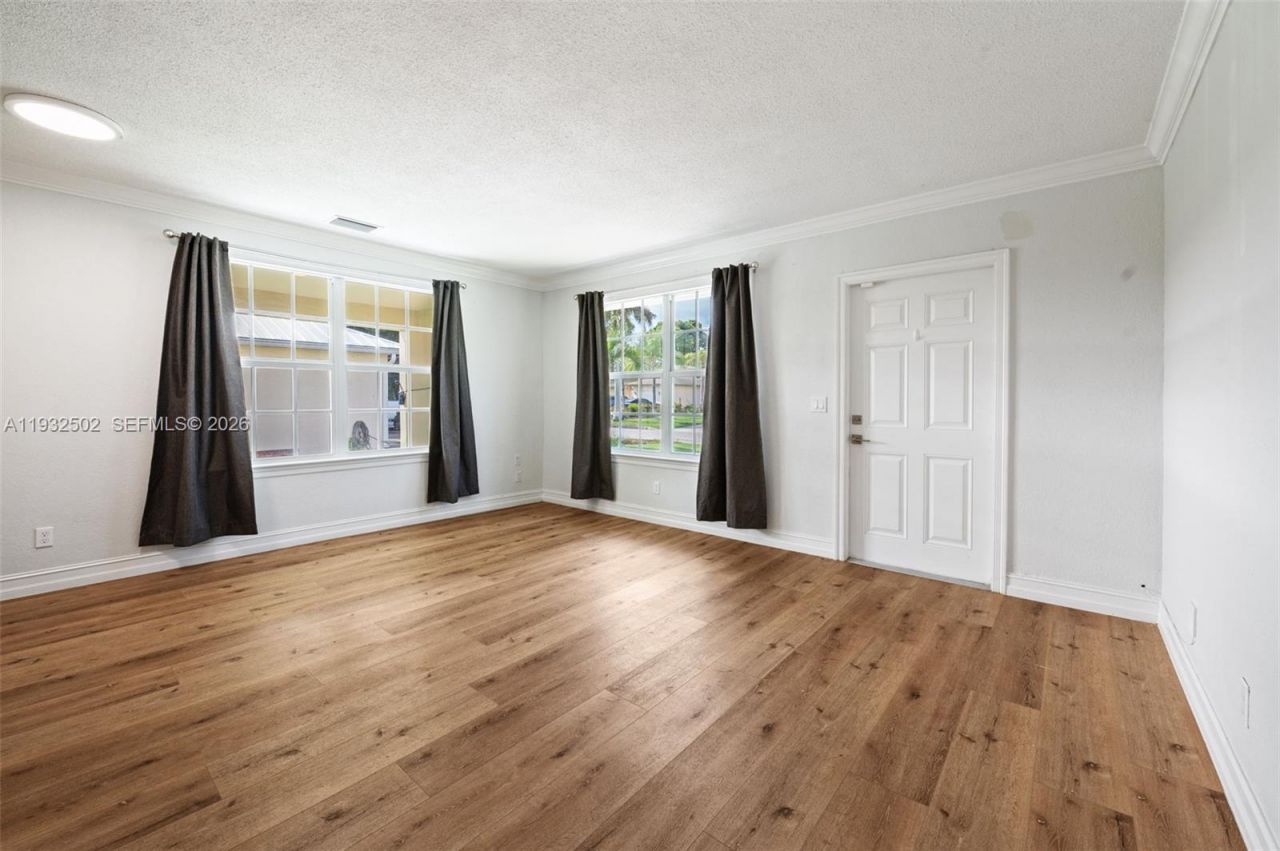 6894 3rd St, Jupiter, FL 33458 Photo