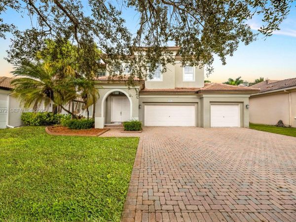 19371 SW 30th St, Miramar, FL 33029