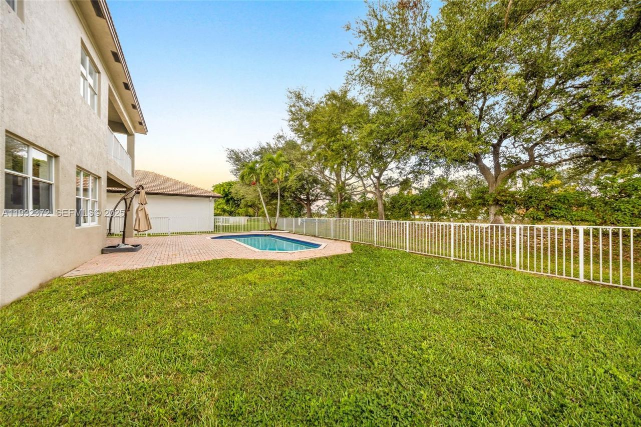 19371 SW 30th St, Miramar, FL 33029 Photo