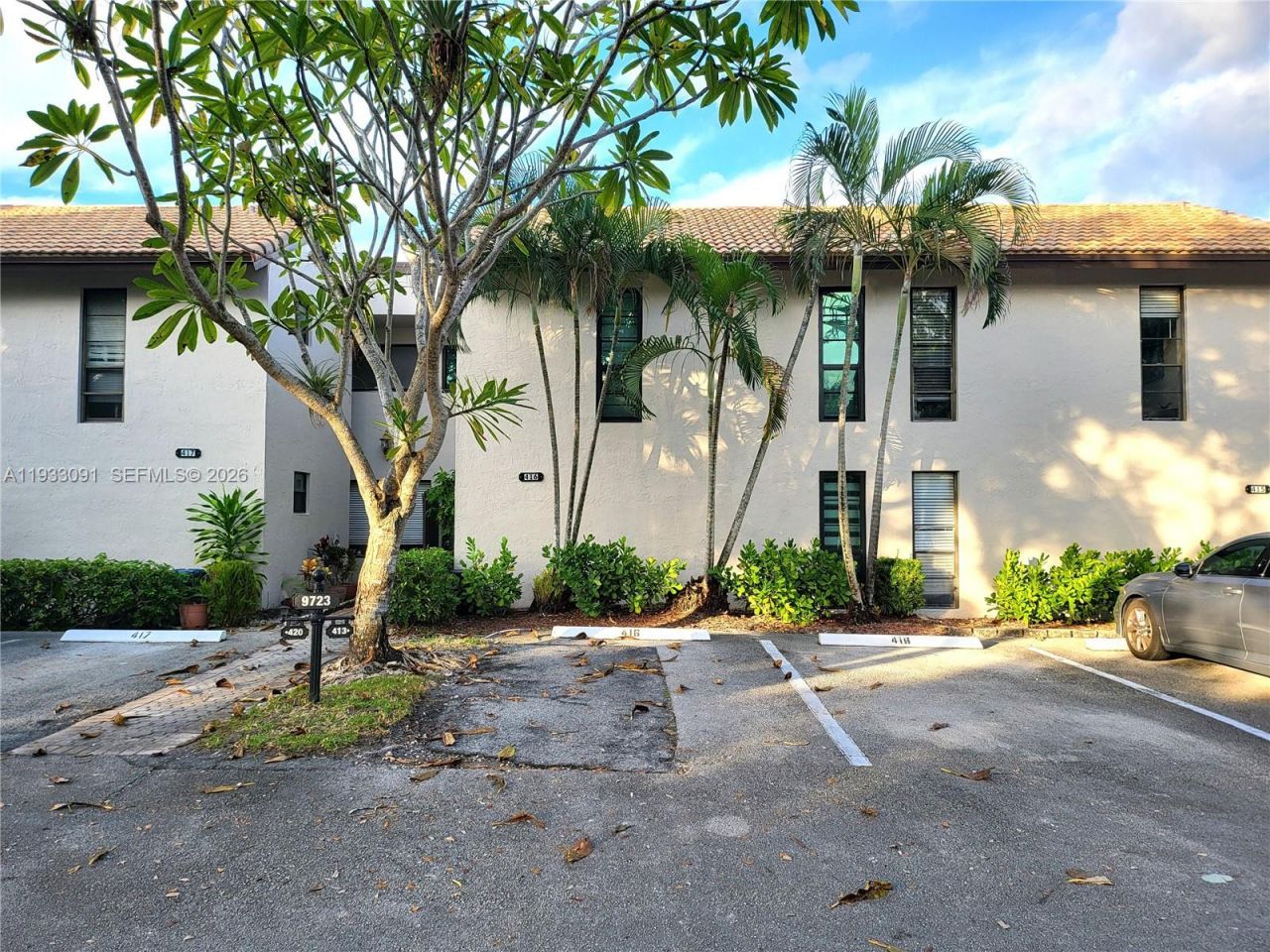 9723 N New River Canal Road, Unit 416, Plantation, FL 33324 Photo
