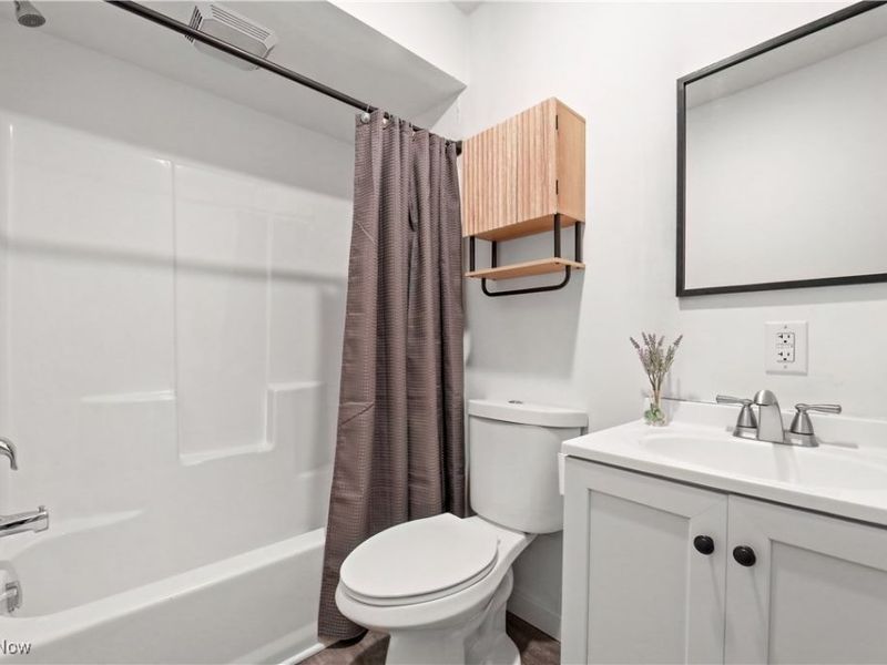 34549 Detroit Road, Avon, OH 44011 Photo 22