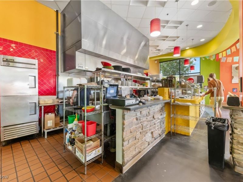 100 E Erie Street, Unit 112, Kent, OH 44240 Photo 7