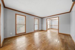 300 Lost Creek Drive  photo 4