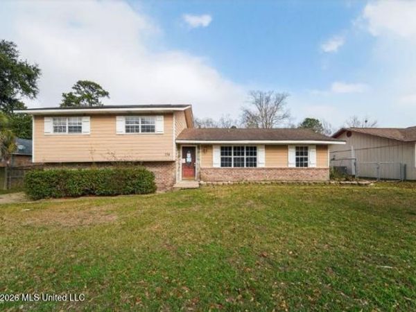 774 Sharon Hills Drive, Biloxi, MS 39532