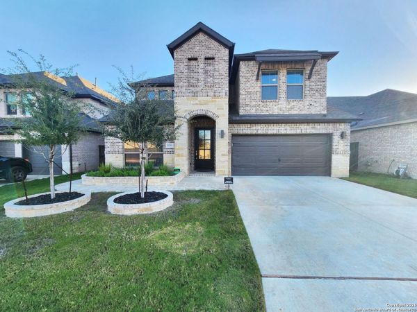 12510 Thrall, San Antonio, TX 78253