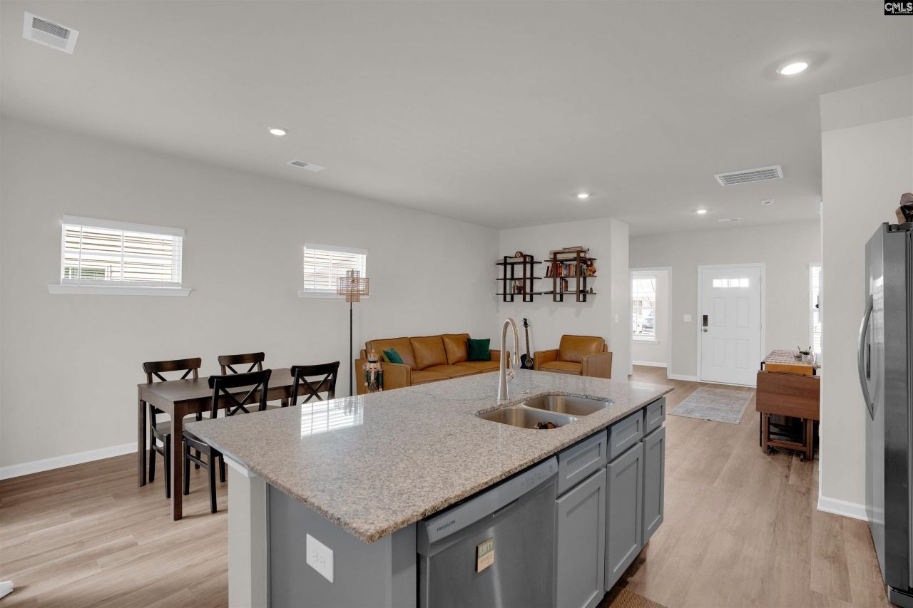 707 Wild Duck Lane Photo 17