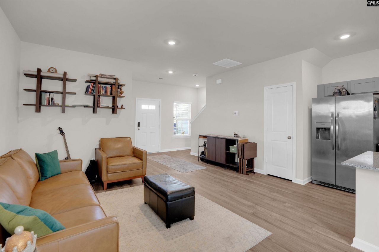 707 Wild Duck Lane Photo 8