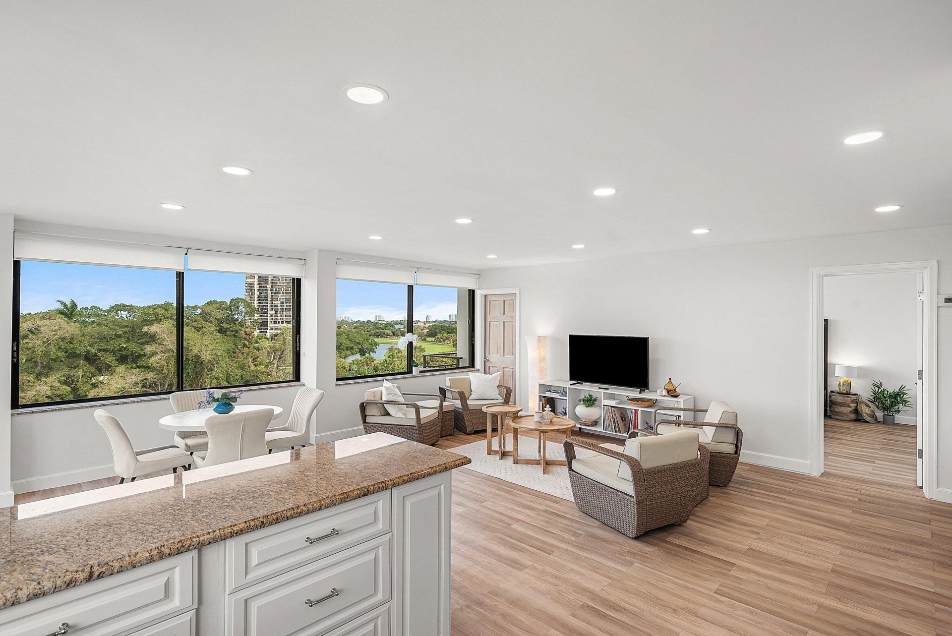 1500 Presidential Way, Unit 703, West Palm Beach, FL 33401 Photo