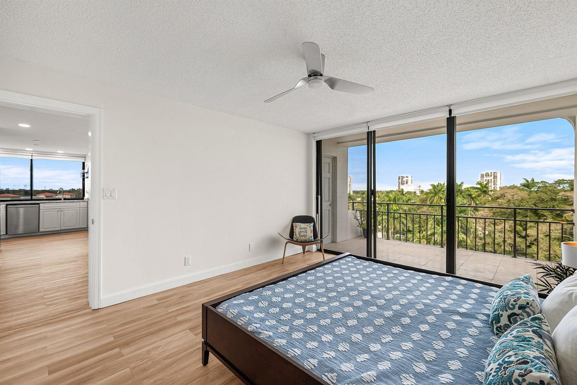 1500 Presidential Way, Unit 703, West Palm Beach, FL 33401 Photo