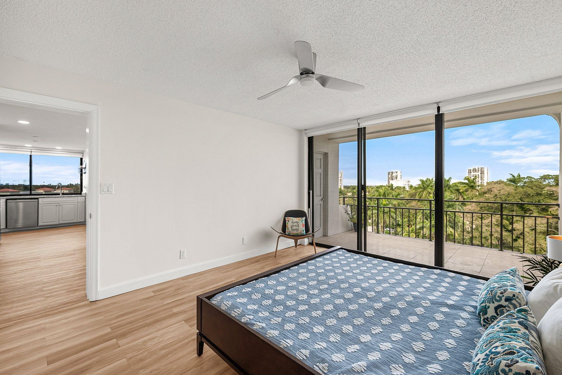 1500 Presidential Way, Unit 703, West Palm Beach, FL 33401 Photo