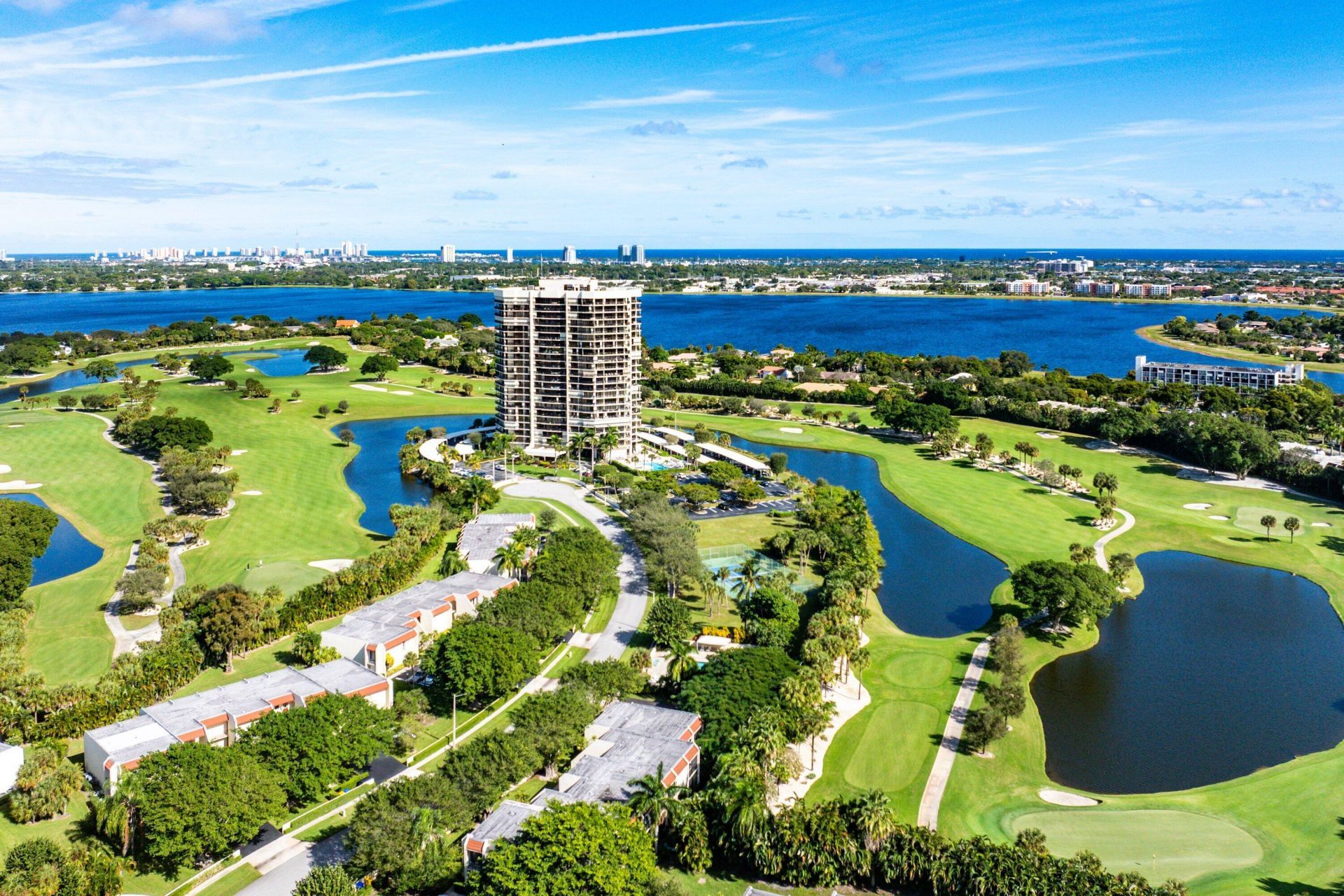 1500 Presidential Way, Unit 703, West Palm Beach, FL 33401 Photo