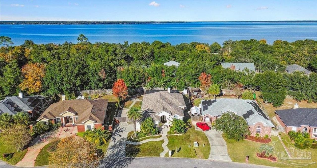 16268 Ygnacio Serra Dr, Pensacola, FL 32507 Main Photo