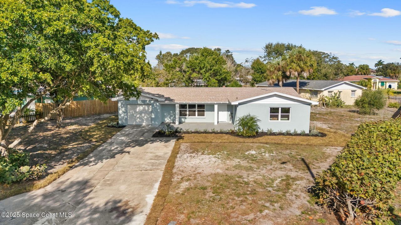 100 Charles Drive, Melbourne, FL 32935 Photo