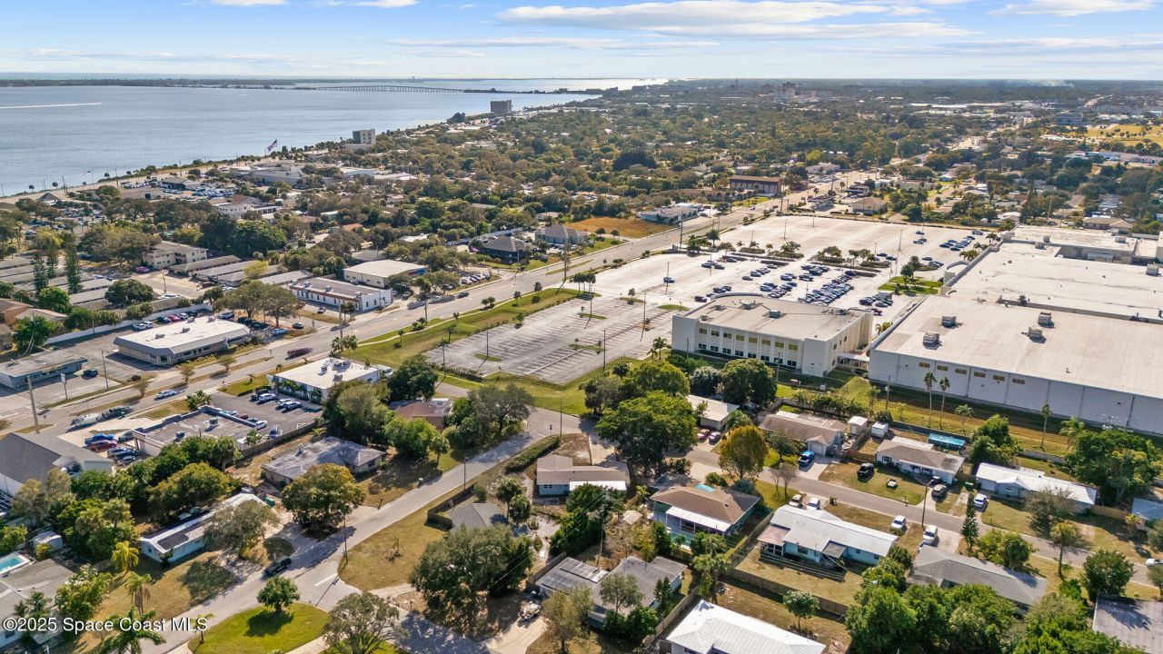 100 Charles Drive, Melbourne, FL 32935 Photo
