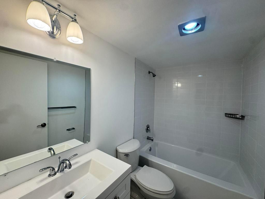 2018 SW 29th Court, Unit 6-B-2, Delray Beach, FL 33445 Photo