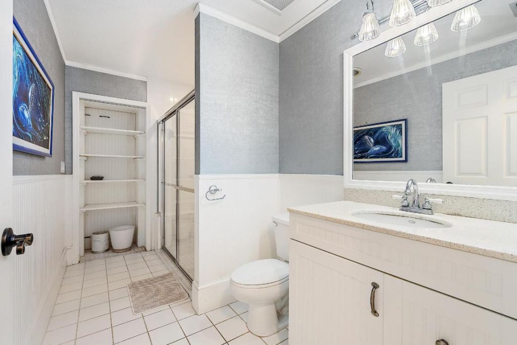 542 N Cypress Drive, Tequesta, FL 33469 Photo