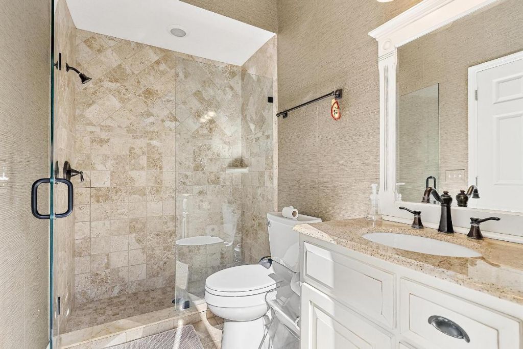 542 N Cypress Drive, Tequesta, FL 33469 Photo