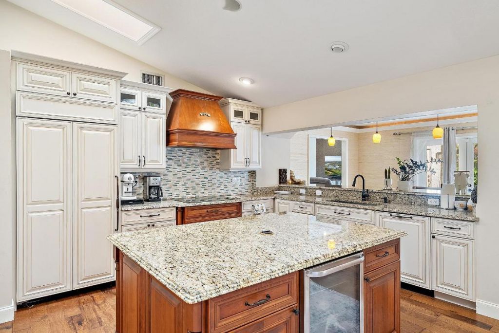 542 N Cypress Drive, Tequesta, FL 33469 Photo