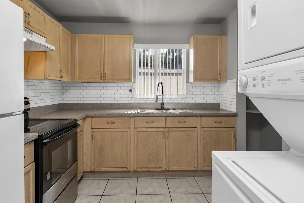 915 S N Street, Lake Worth Beach, FL 33460 Photo